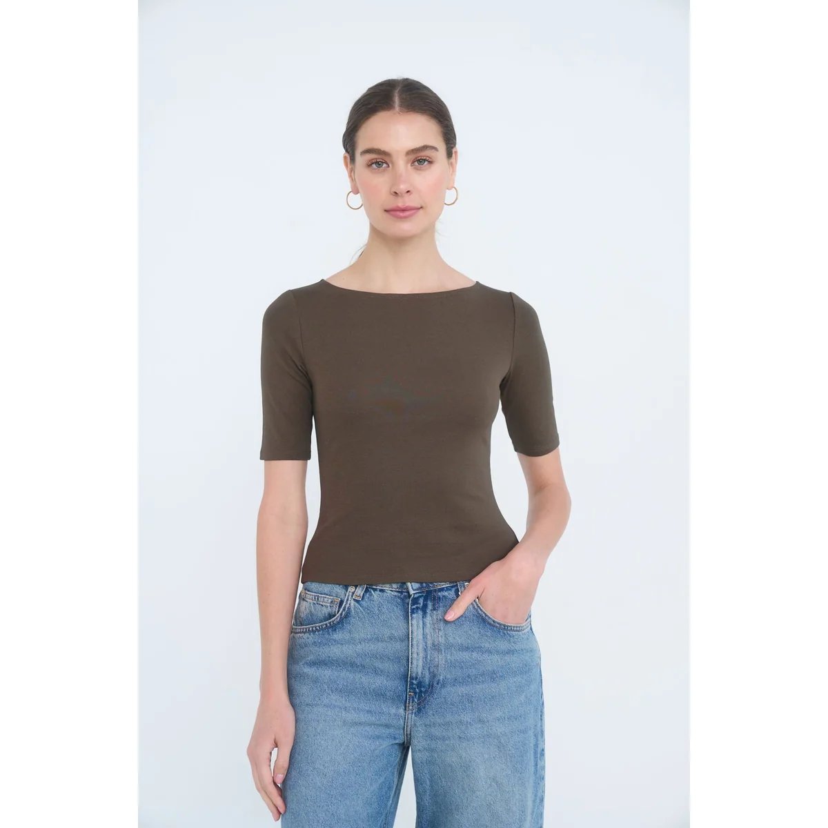 Blusa Crop de Manga Corta en Burdeos Ajustada para Mujer - Image 18