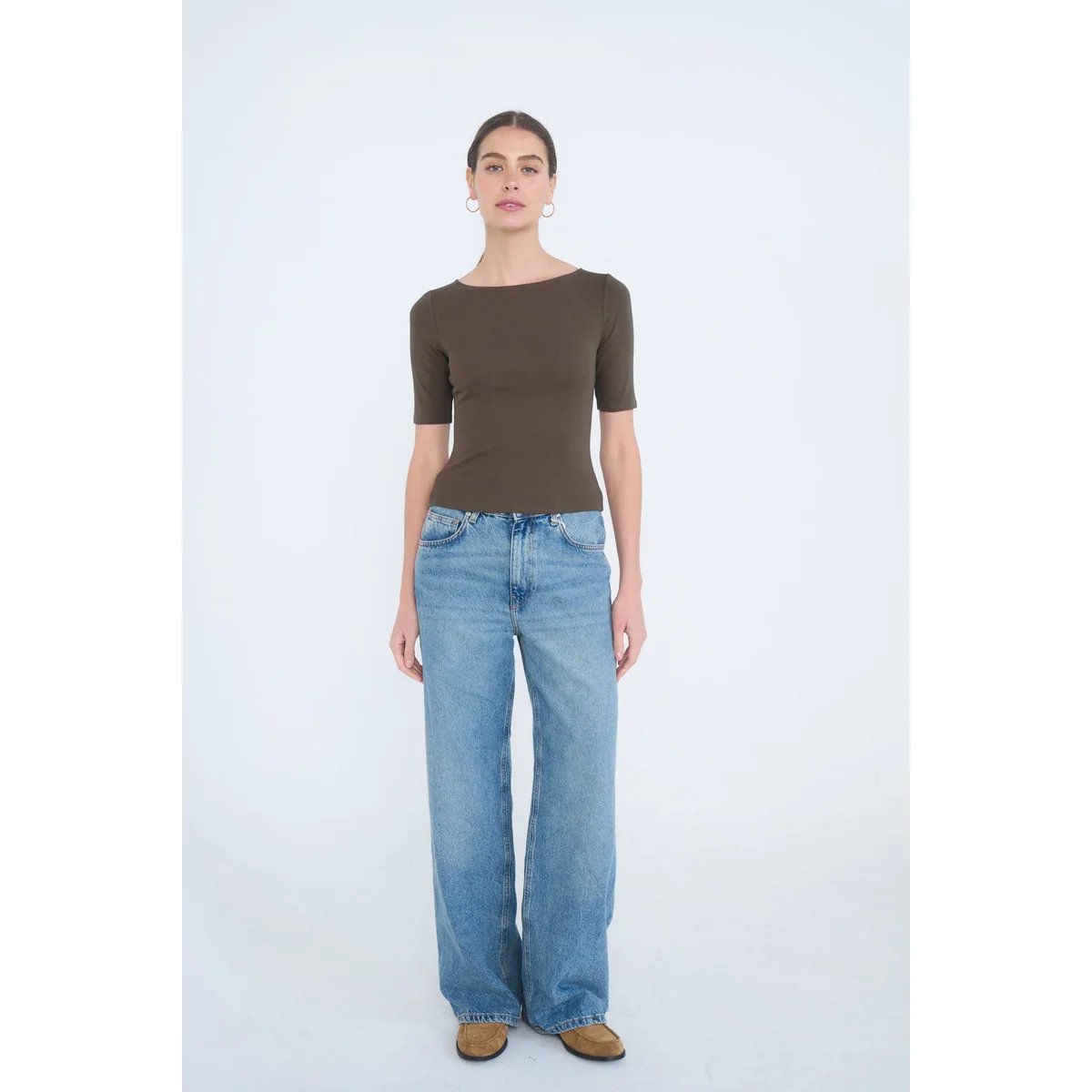 Blusa Crop de Manga Corta en Burdeos Ajustada para Mujer - Image 19