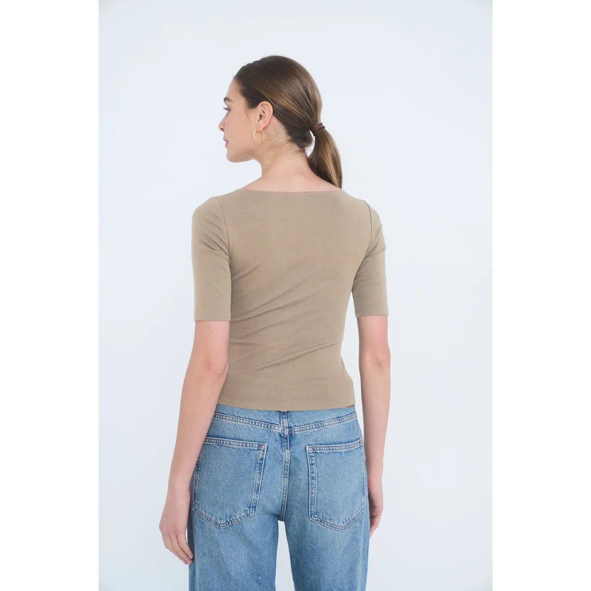 Blusa Crop de Manga Corta en Burdeos Ajustada para Mujer - Image 25