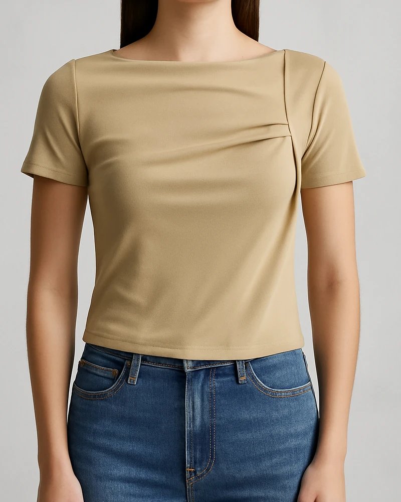 Blusa Casual con Drapeado Asimétrico en Tono Arena para Mujer