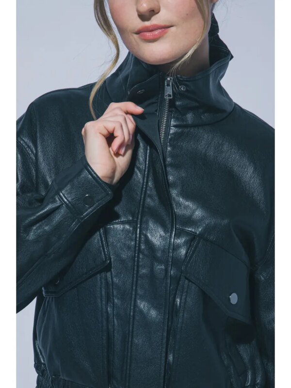 Chamarra de Vinil Estilo Bomber con Cierre para Mujer