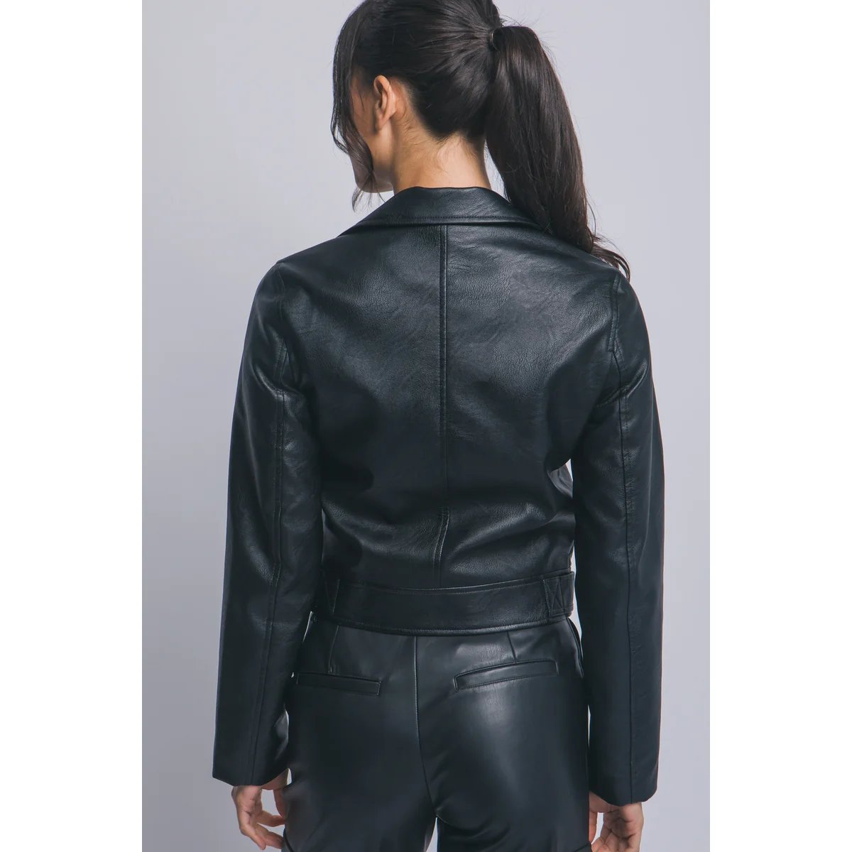 Chamarra Biker de Cuero Vegano con Cierre Asimétrico para Mujer - vista 4