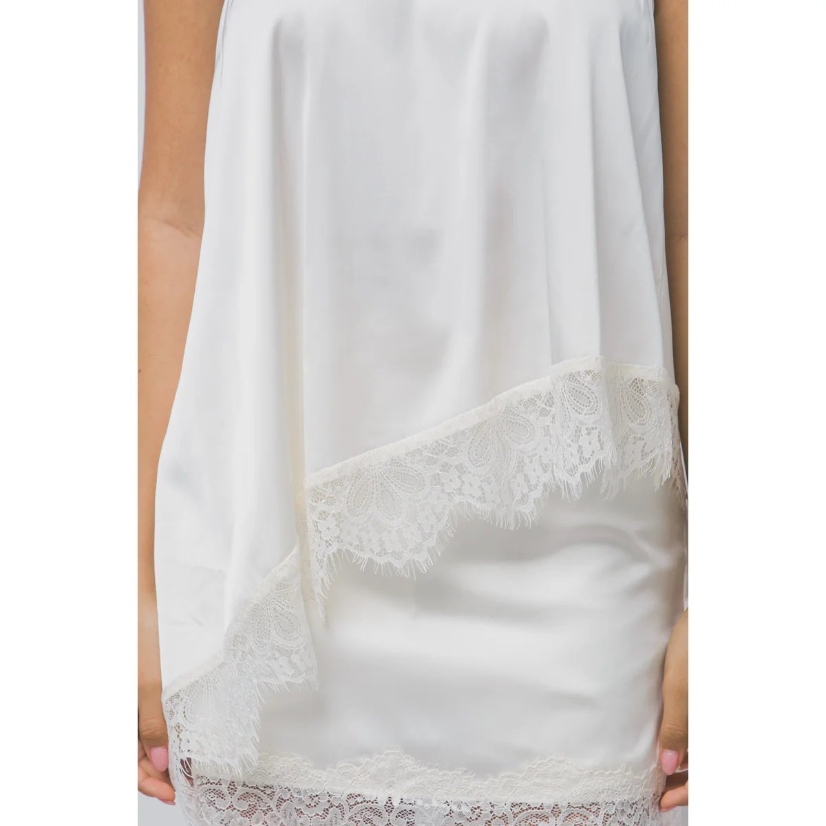 Blusa Satinada con Encaje Floral Bordado en Rojo Vino para Mujer - vista 27