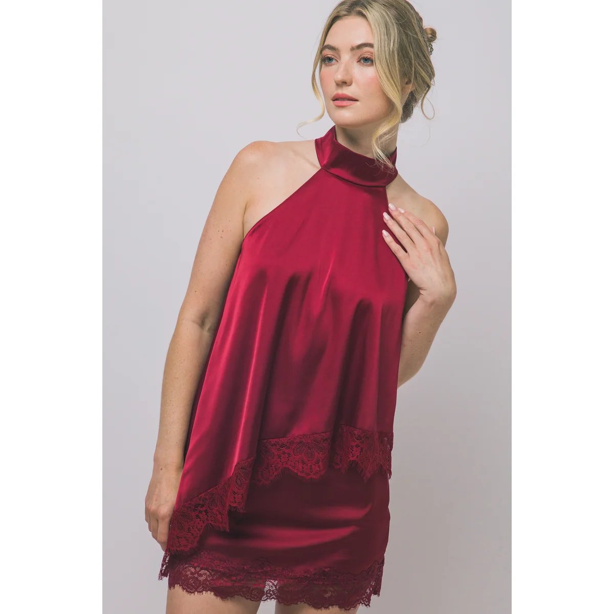 Blusa Satinada con Encaje Floral Bordado en Rojo Vino para Mujer - vista 36