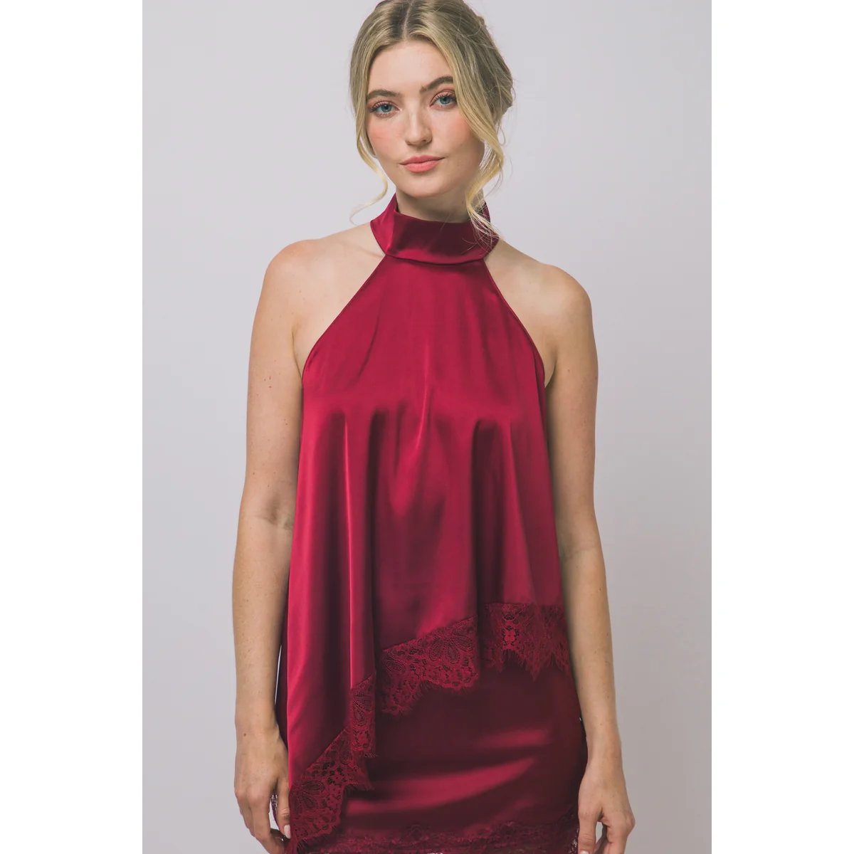 Blusa Satinada con Encaje Floral Bordado en Rojo Vino para Mujer - vista 40