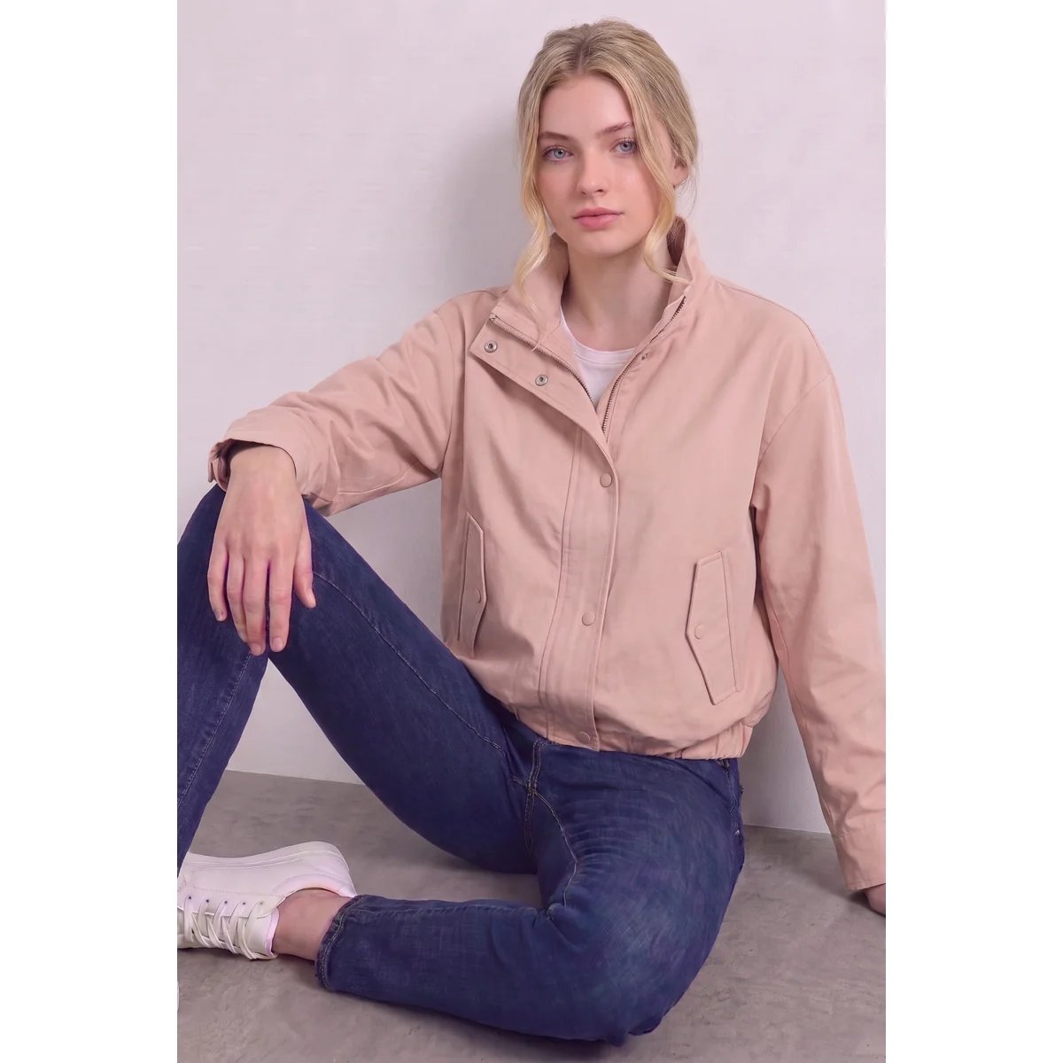 Chamarra Bomber Rosa para Mujer Estilo Moderno y Elegante - vista 14