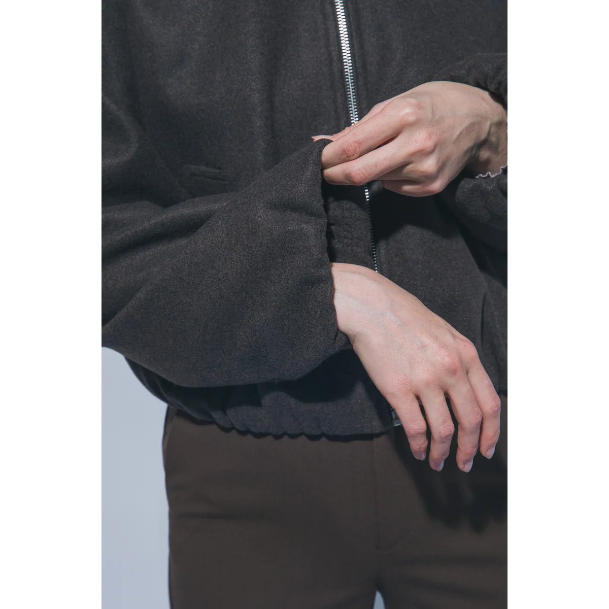 Chamarra Bomber de Tela Suave con Cierre para Mujer Estilo Casual