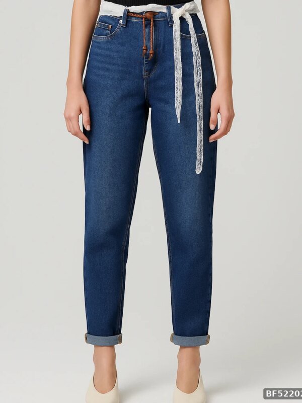 Jeans Mom Fit de Tiro Alto con Cinturón Trenzado para Mujer