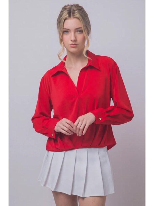 Blusa Roja Elegante con Cuello Polo y Manga Larga para Mujer