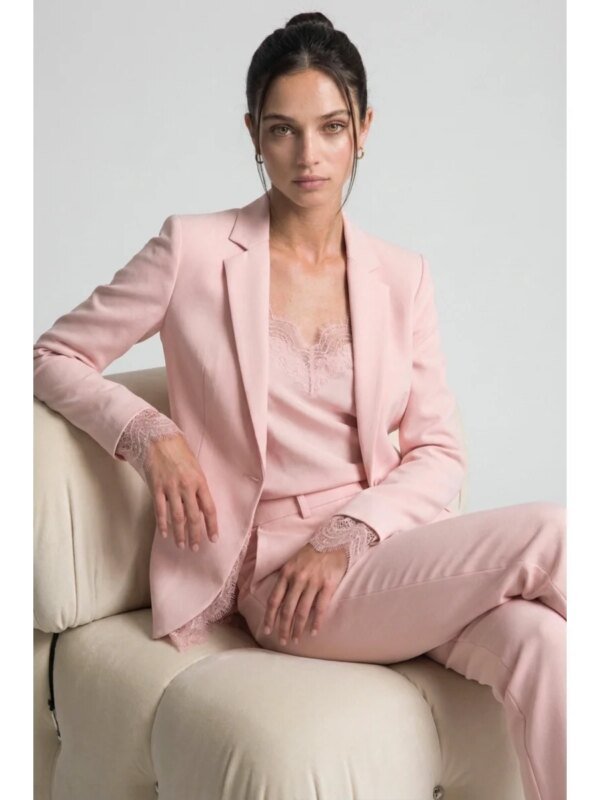 Blazer Rosa Claro con Detalles de Encaje Estilo Elegante para Mujer