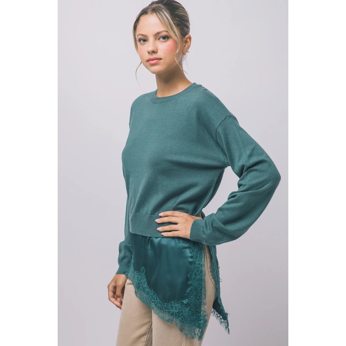 Suéter Verde con Encaje y Satén Asimétrico Elegante para Mujer - vista 32